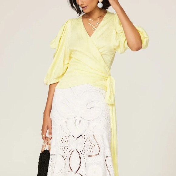 krisa Tops - Krisa Women Yellow Puff Sleeve Wrap Top S ***FLAWS***